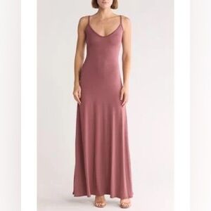 NWT- GO Couture V- Neck Maxi Slip Dress in Mauve Size XL
